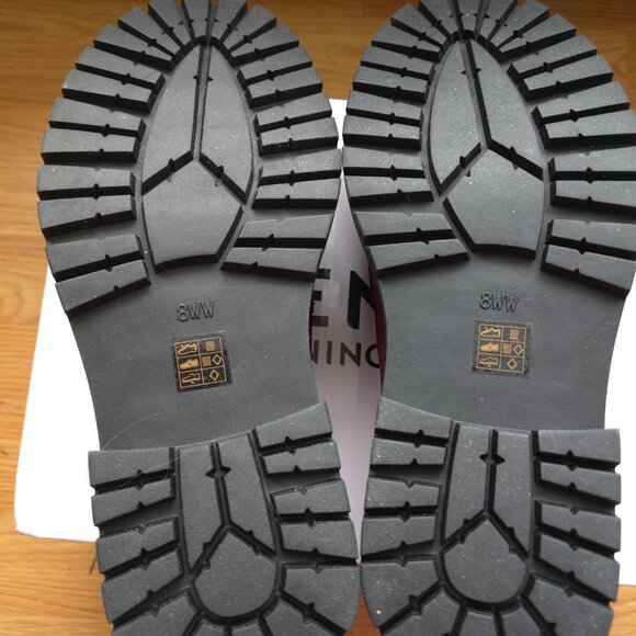 BNIB Womens Wide Shoes - Picture 5 of 5